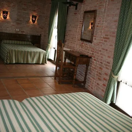 Otel Rural La Enoteca 2*